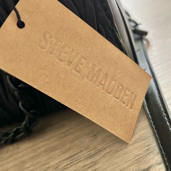 Steve Madden Black Handbag with Texture NWT - Picture 2 of 13